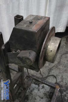 Welding positioner
