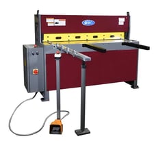 12 gauge x 4' GMC #EPS-0412M, mechanical shear, 52" blade length, 35 SPM, 26" manual Back Gauge,new