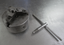 6-1/4" 3-Jaw self-centering universal LOO back lathe chuck with wrench (YMC)