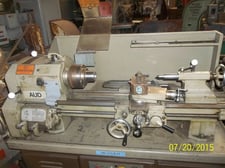 10" x 22" Boxford #AUD-42, V-Bed Engine Lathe, 3-jaw Chuck, Taper-turning, 550 V