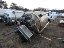 1000 gallon Brighton, 316L Stainless Steel reactor, 200 psi/FV internal, 182 psi jacketed, mounted on legs