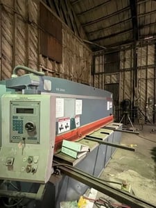 1/4" x 10.2' Durma #VS-3006, hydraulic shear with CNC back gauge, Delem DAC 350 CNC Control, 2009