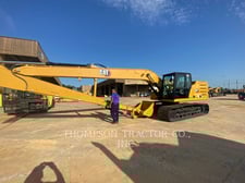 Caterpillar 320, Crawler Excavator, 29 hours, S/N: MYK30229, 2023