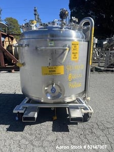 158 gallon Precision Stainless, Stainless Steel Reactor Vessel, Vertical, 45/FV @ 300 F MAWP, 140 psi @ 300 F