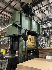 300 Ton, Minster #E2-300, straight side double crank press, 8" stroke, 26" Shut Height, 6" ram adjustment