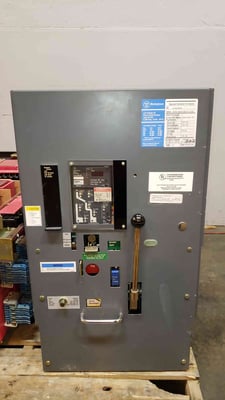 3200 Amps, Westinghouse, low voltage ac power circuit b