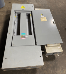 400 Amp. Square D, HCN, I-Line Panelboard, 277/480V., 3PH 4W 42 Space