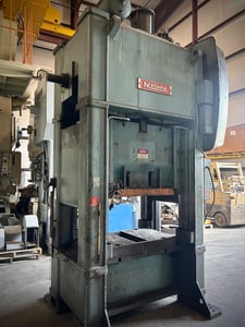 200 Ton, Niagara #BP2-200-48-30, 8" stroke, 21" Shut Height, 40-80 SPM, air clutch & brake, 1990