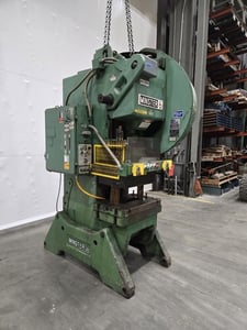 60 Ton, Minster, C-frame OBI press, 32" x21" bed