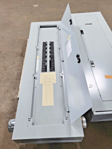 400 Amp. General Electric, A-Series Lighting, Panelboard 120/208V 3P 3PH 4W 42 Circuit