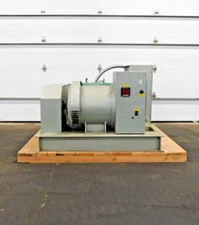 200 HP Georator, rotary frequency converter, 124.8 KW, 156 KVA, 50/60 Hz, 220/380 Volts
