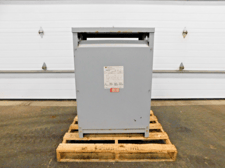 75 KVA 480 Delta Primary, 208Y/120 Secondary, Cutler-Hammer V48M28T75J transformer