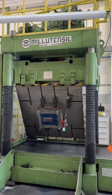 100 Ton, Millutensil #MIL-143, Spotting Press, 1400mm x 1200mm platen, 1997