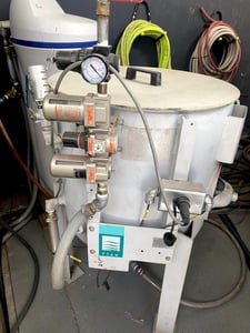 Flow #IFB-4400, waterjet cutting system, 4' X, 4' Y, 6" Z, 30 HP, 55000 psi, 2005