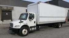 Freightliner #Business-Class-M2, 24' box truck with tailgate, Cummins diesel engine, 2012