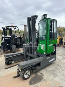 Sideloader, Combilift #C6000, 4-directional forklift, 6000 lb. capacity, LP gas, hydraulic extending forks