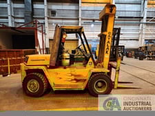 12000 lb. Caterpillar/TowMotor #V120LP-GAS, Pneumatic Tire Lift Truck, 1048 hours