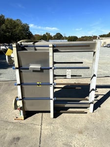 816 sq.ft., APV/SPX, L039L-M-20, plate heat exchanger, 64" H x 71.6" L x 23.9" W, (96) plates, 200 psi/FV @