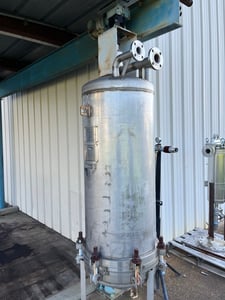 42 sq.ft. Durion, vertical rotating leaf filter, 20 leaves, 75 psi @ 300°F, serial #3536-1700, 1991