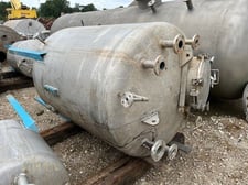 640 gallon 304 Stainless Steel tank, dished top & bottom