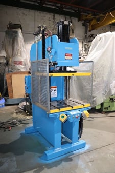 35 Ton, Denison, Hydraulic Multipress, 24" L x 34" T-slotted die shoes, 15 HP, 208-230/460 V