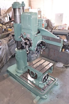 3' -11" Carlton #0A, Radial Arm Drill, 8" spindle travel, 20.5" x 20.5" x 24" H tilting table, #4 Taper