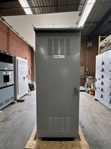 3000 Amps, Eaton, 3 phase 4 wire 3R new switchboard main lug 2 sections