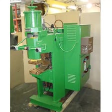 McKay Federal #FCPA-3-12, resistance spot welder, 12" throat, 460 V., 3 phase