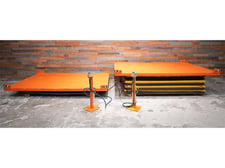 4000 lb. Knight #L76119, Scissor Lift, 75.75" x 118.3" top platform, 17.5" travel, 8.5" H lowered & 26" H
