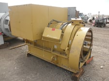 2000 KW, 1800 RPM, Caterpillar #3516B, Generator End, 740/7200 Volts, 2876 HP, 2500 kVA, 500 hours