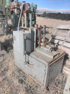 Stamping Machine, hydraulic/pneumatic, on casters