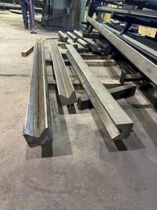 72" L x 4" opening, 90° bottom press brake die