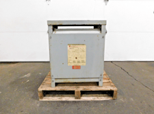 15 KVA 480 Primary, 208Y/120 Secondary, Cutler-Hammer V48M28T15B, distribution transformer