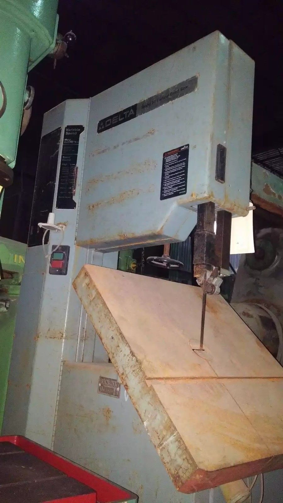 24" x 24" Delta #20, vertical band saw, variable speed