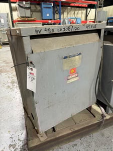 45 KVA 480 Primary, 208Y/120 Secondary, Square D #33749-17212-016, S/N 45T3H