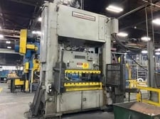 200 Ton, Clearing Niagara #SE2-200-72-42, straight side double crank press, 6" stroke, 28" Shut Height, 9"