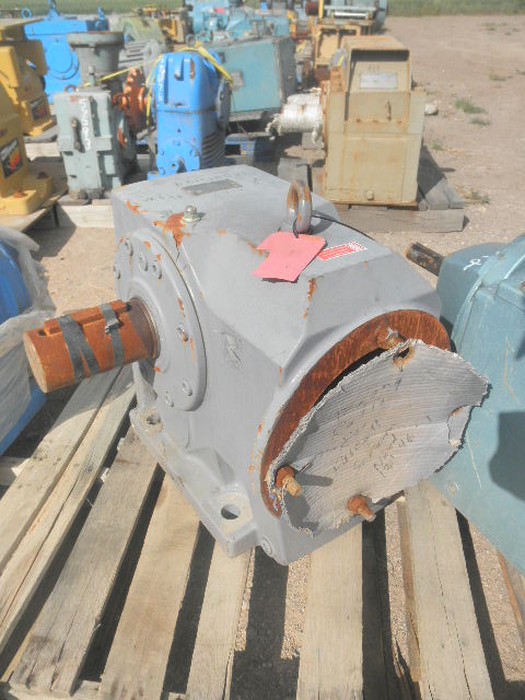 4500 RPM, Eurodrive #K106, Right Angle Reducer Gearbox, 130.16:1 Ratio, 34.57 RPM Output
