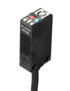 Keyence PZ-42LP Built-In Amp Photoelectric Sensor, Square Reflective Cable, PNP