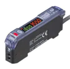 Keyence FS-V33 Digital Fiber Optic Sensor, Amplifier, Cable Type, Main Unit, NPN