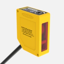 Banner Q60BB6AF2000 63000 Q60 Adjustable-Field Sensor Infrared, Range 200-2000mm