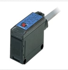 Keyence PW-61 Multi-Voltage Power Supply, Built-In Amp Photoelectric Sensor