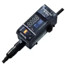 Keyence FD-XA2 Clamp-On Micro Flow Sensor, Controller, DIN Rail, Expansion Unit