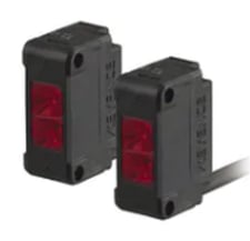 Keyence PZ-G52N Photoelectric Sensor, Square Transmissive Cable Type, NPN