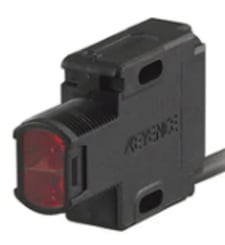 Keyence PZ-G61B Photoelectric Sensor, Threaded Mount Retro-Reflective Cable NPN