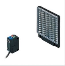 Keyence PZ-261 Photoelectric Sensor, Square Retro-Reflective Cable Type, NPN