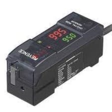 Keyence CZ-V21A RGB Digital Fiberoptic Sensor, Amplifier Unit, NPN