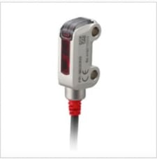 Keyence PR-MB30P3 Photoelectric Sensor, Mini-Slim Reflective, Cable Type, 30mm