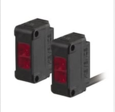 Keyence PZ-G51EP Photoelectric Sensors, Square Transmissive, M12 Connector, PNP