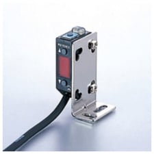 Keyence PZ-B01 Built-In Amp Photoelectric Sensors, Standard Mounting Bracket