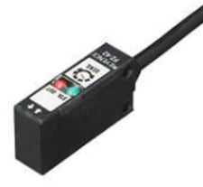 Keyence PZ-42P Built-In Amp Photoelectric Sensor, Square Reflective Cable, PNP